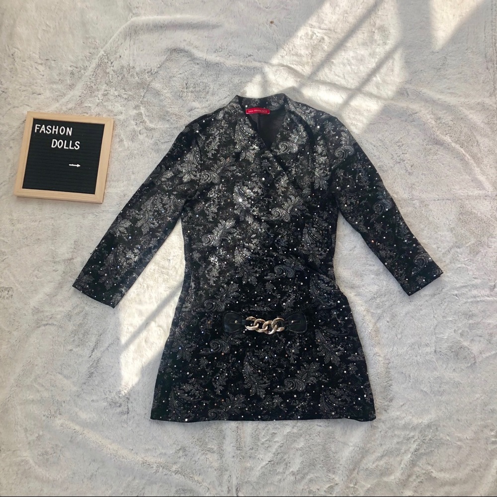 Black and shiny SAN FRANCISCO lace blouse. 👚